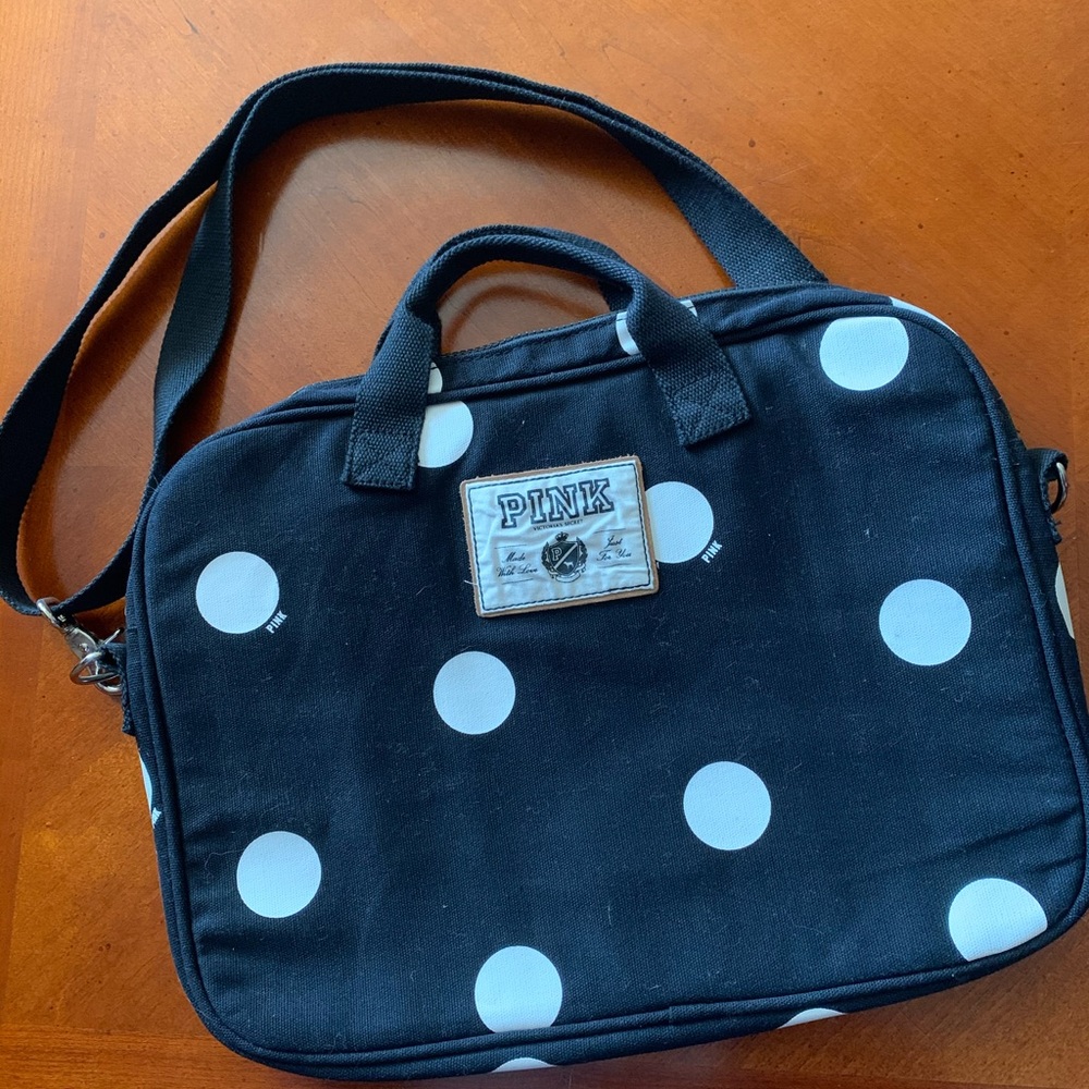 VS Pink laptop bag